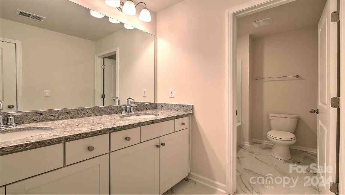 545 Fox Cove Road, Hendersonville, North Carolina image 12
