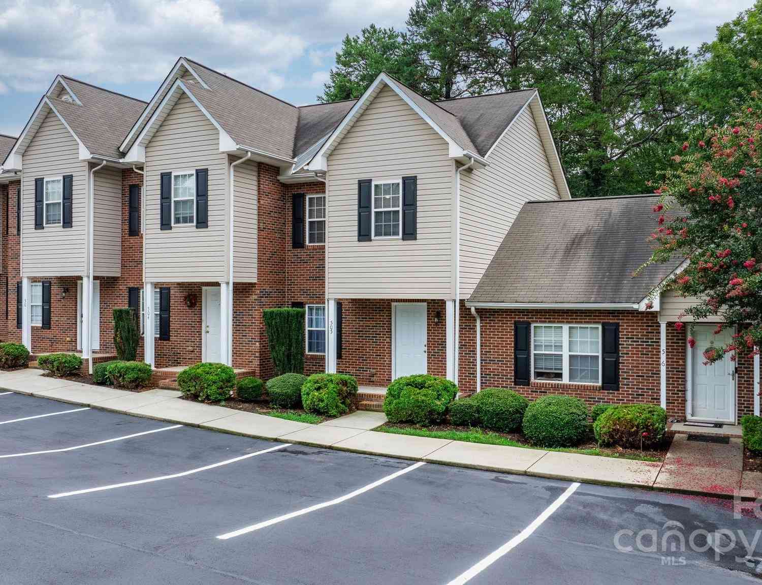 2222 15th Avenue #505, Hickory, North Carolina image 1