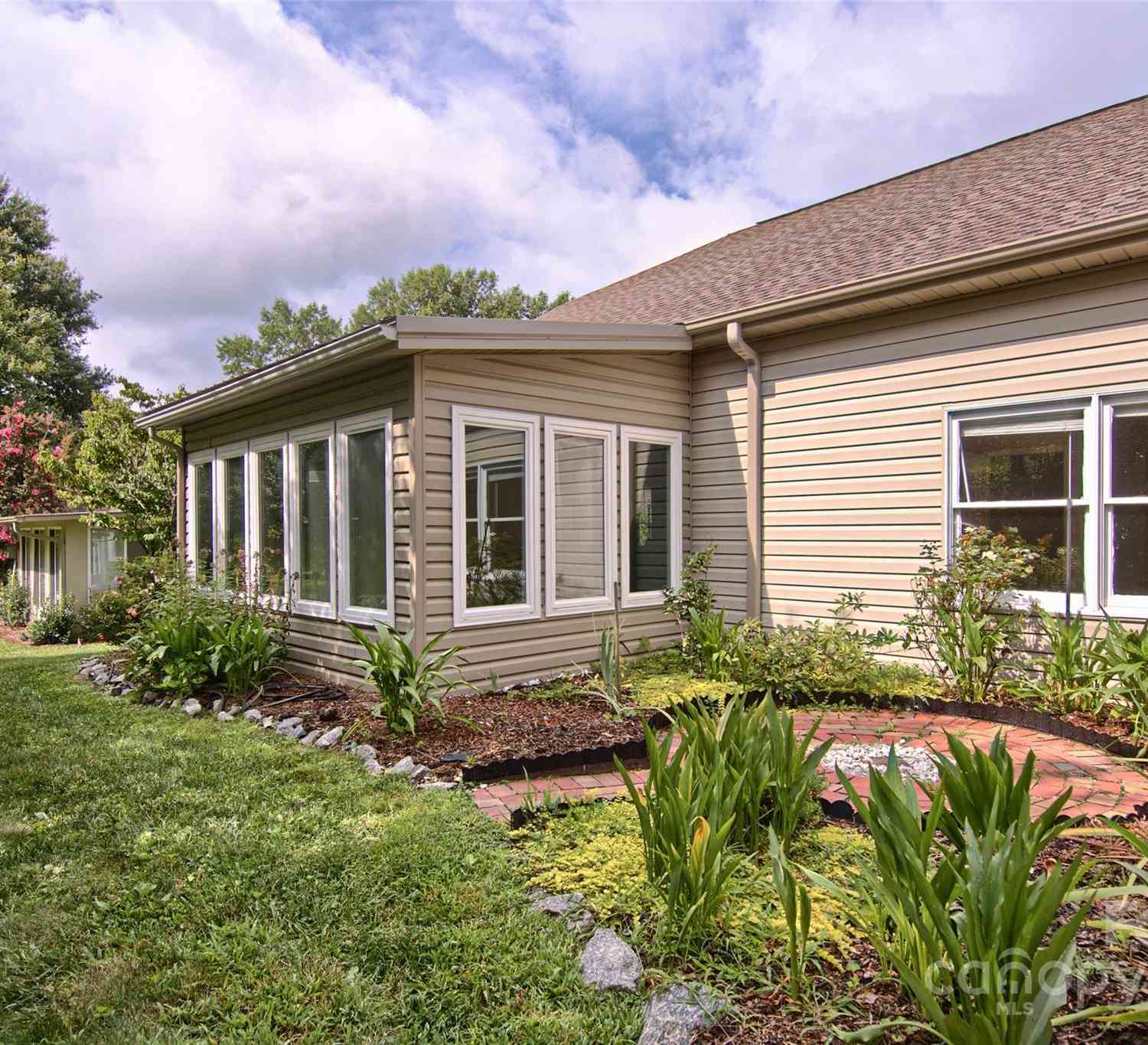14 Tisha Lane, Hendersonville, North Carolina image 5