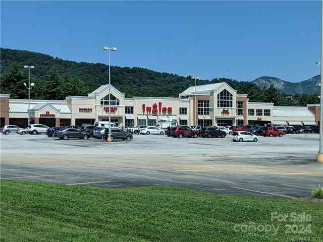 Ridgecrest Drive, Lake Lure, North Carolina image 13