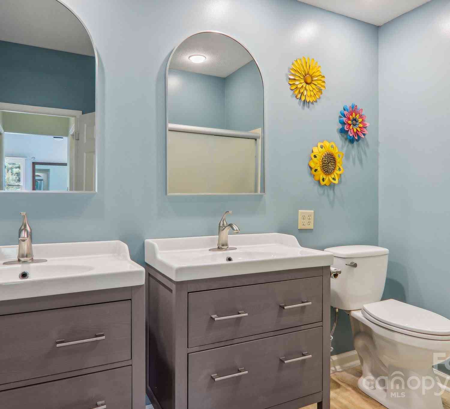 23 Country Meadows Lane, Hendersonville, North Carolina image 14