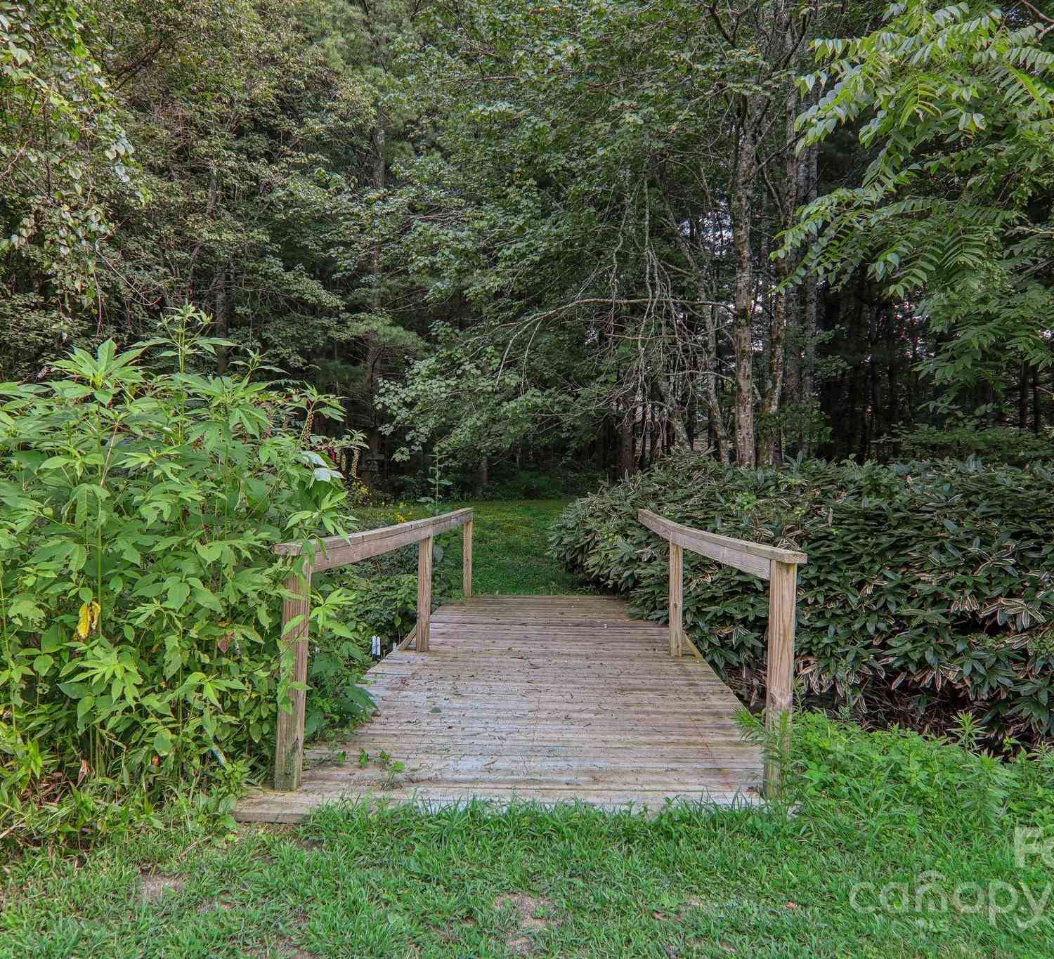 23 Country Meadows Lane, Hendersonville, North Carolina image 26
