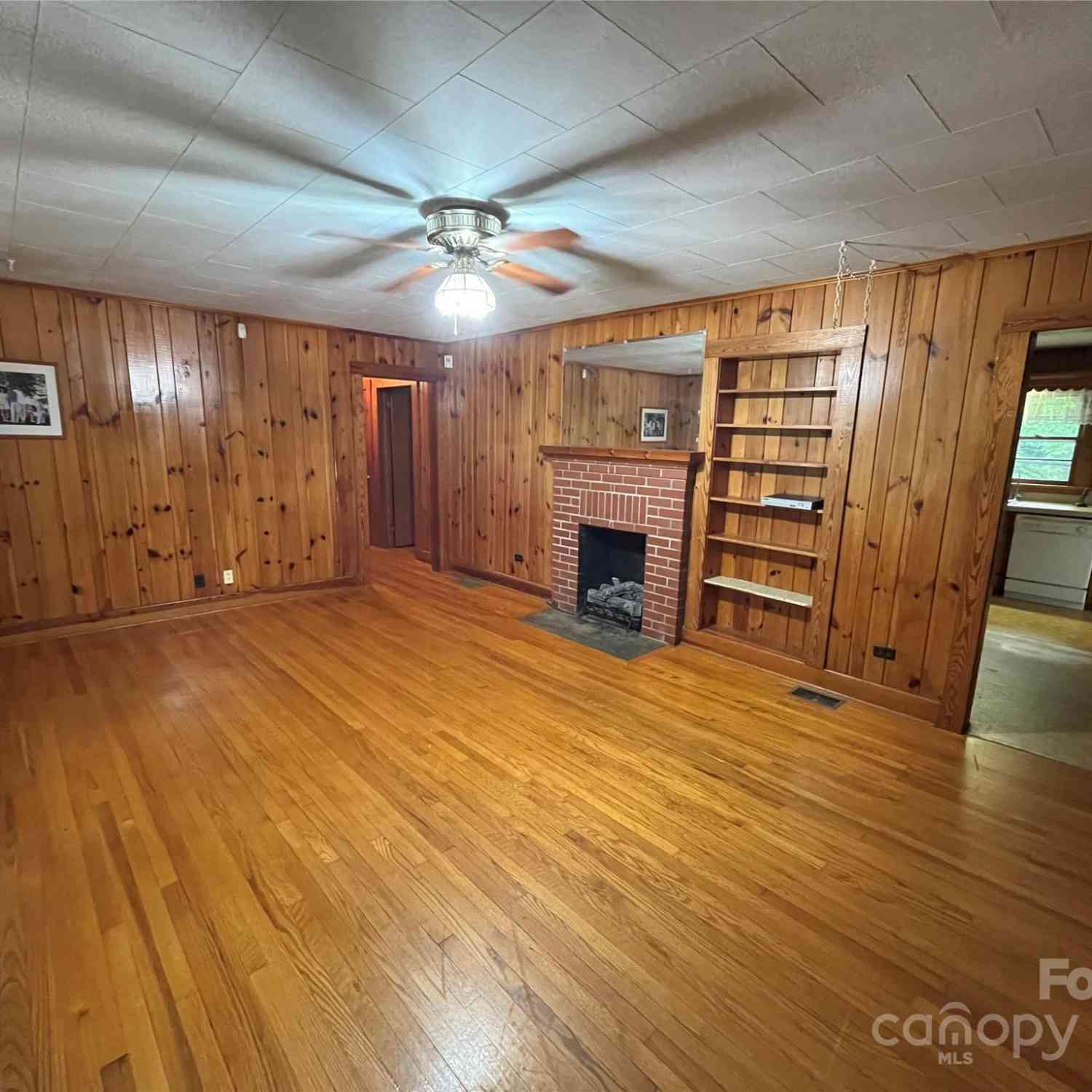 1741 Walt Arney Road, Lenoir, North Carolina image 5