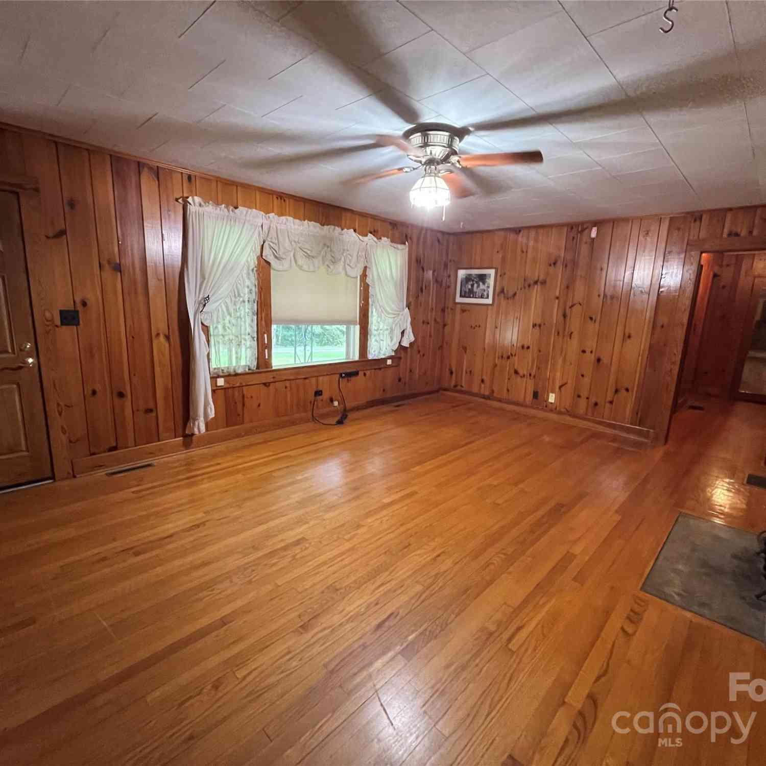 1741 Walt Arney Road, Lenoir, North Carolina image 6