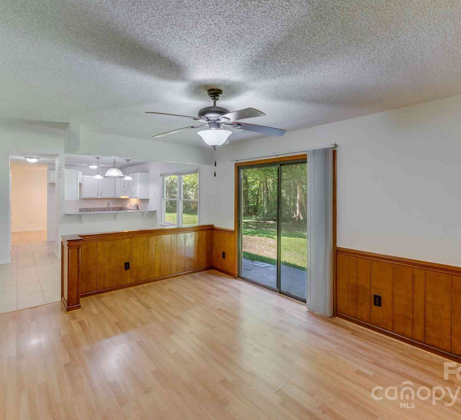 911 Foxborough Road, Charlotte, North Carolina image 21