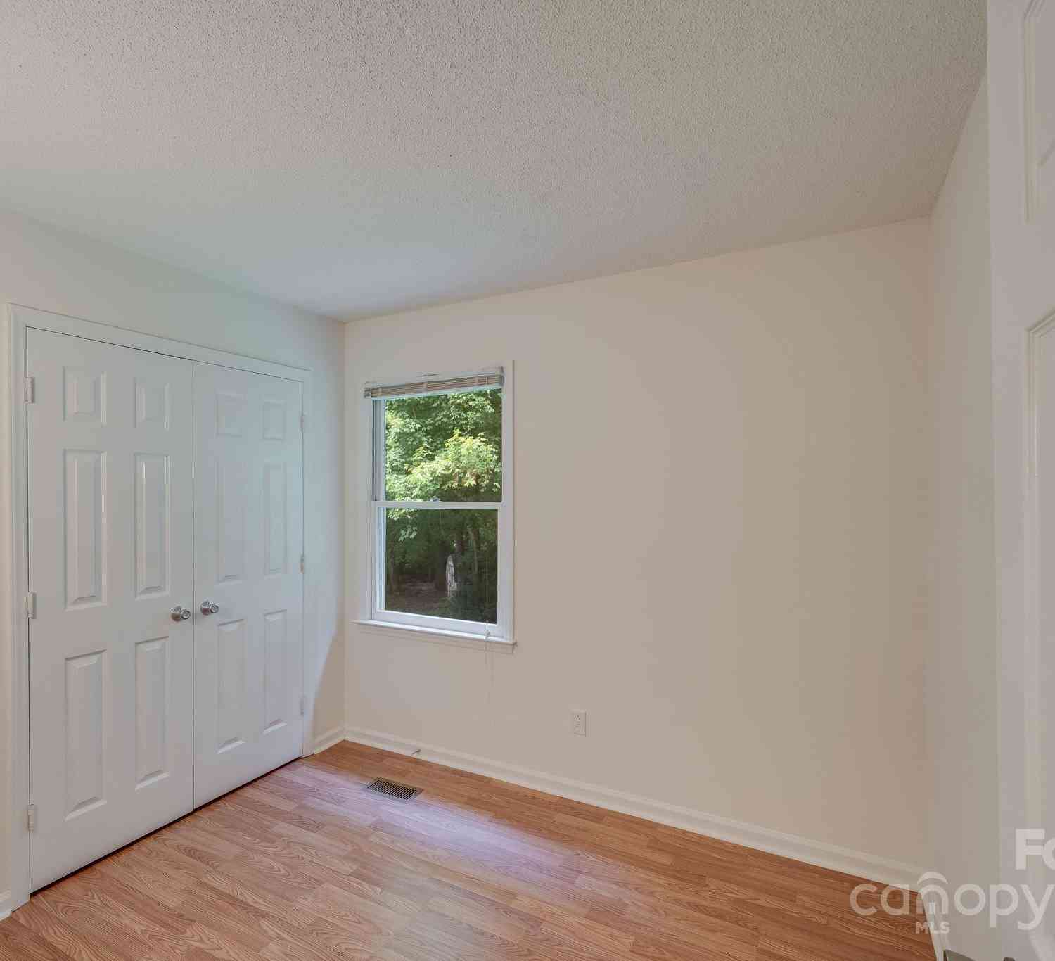 911 Foxborough Road, Charlotte, North Carolina image 17