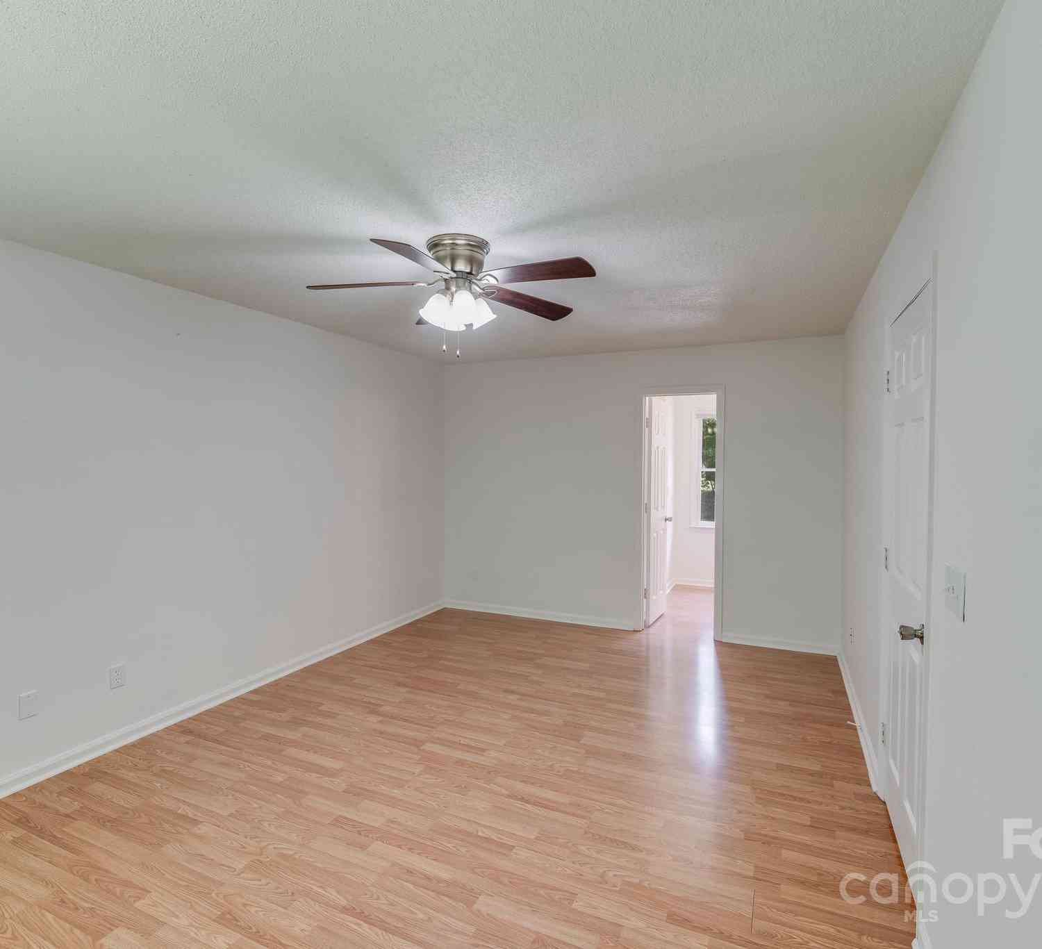 911 Foxborough Road, Charlotte, North Carolina image 15