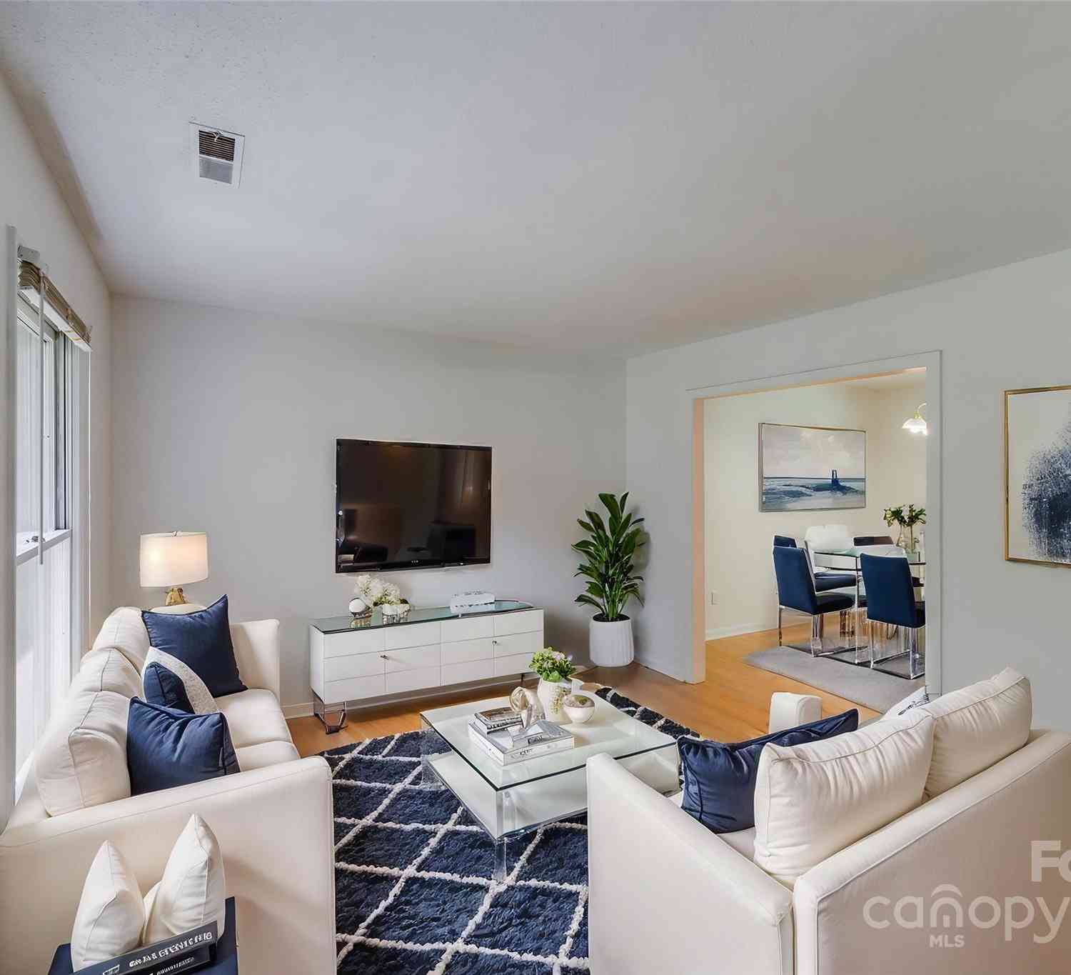 911 Foxborough Road, Charlotte, North Carolina image 6