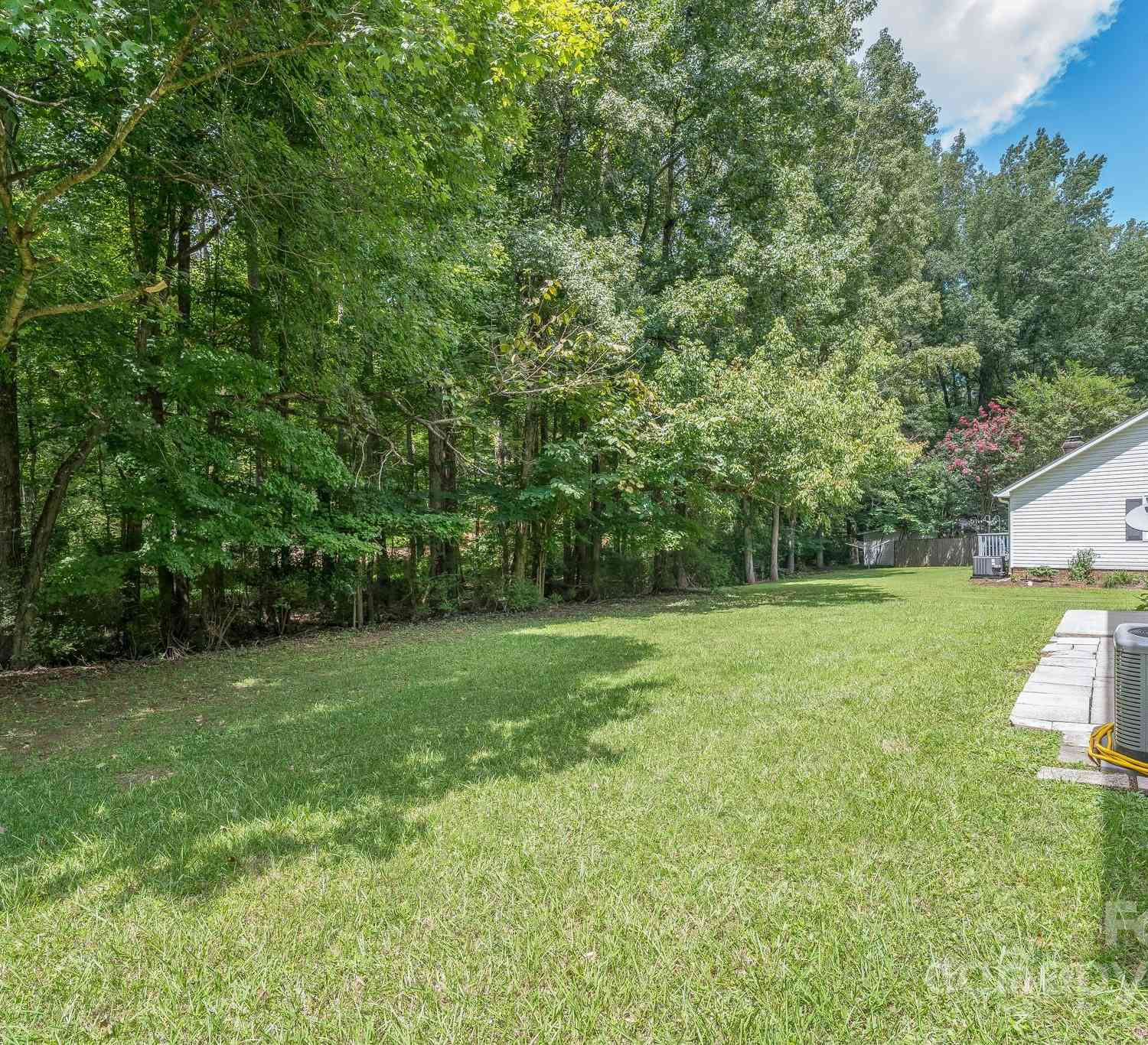 911 Foxborough Road, Charlotte, North Carolina image 31