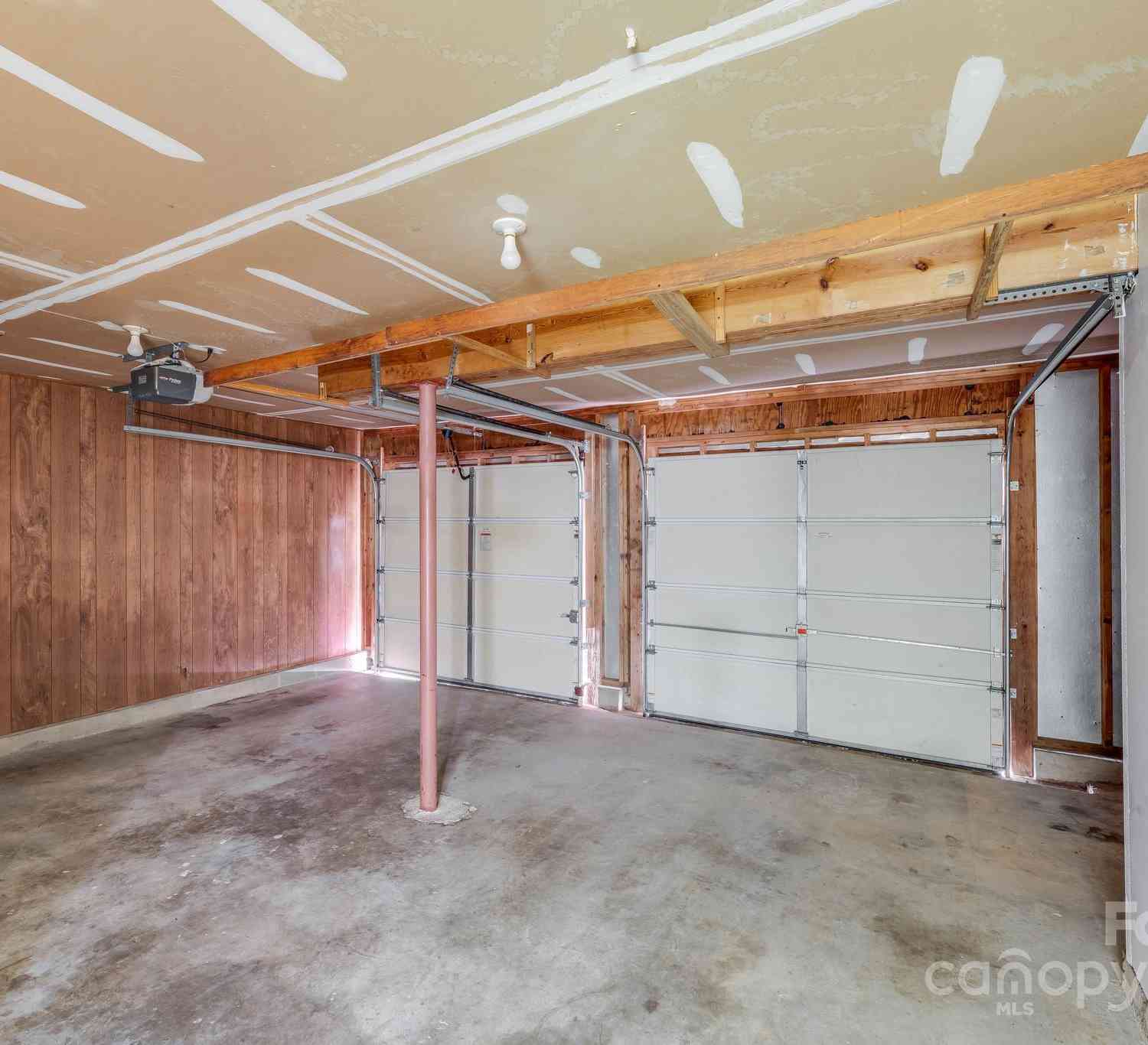 911 Foxborough Road, Charlotte, North Carolina image 30