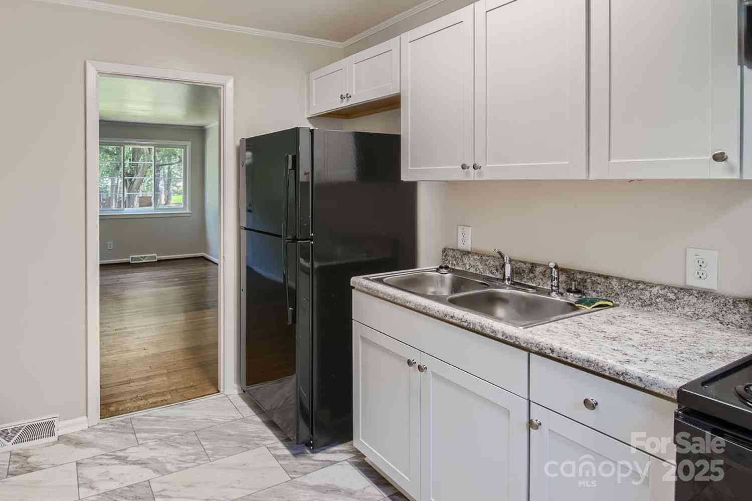 3245 Minnesota Road, Charlotte, North Carolina image 9