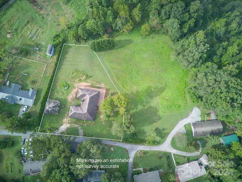 110 E Glenwood Lane, Hendersonville, North Carolina image 47