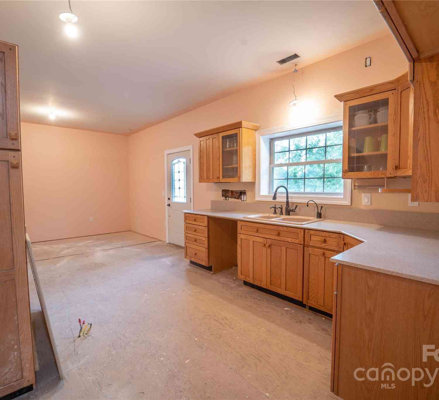 110 E Glenwood Lane, Hendersonville, North Carolina image 16