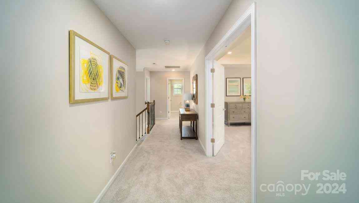 561 Fox Cove Road, Hendersonville, North Carolina image 39