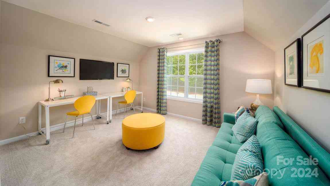 561 Fox Cove Road, Hendersonville, North Carolina image 36