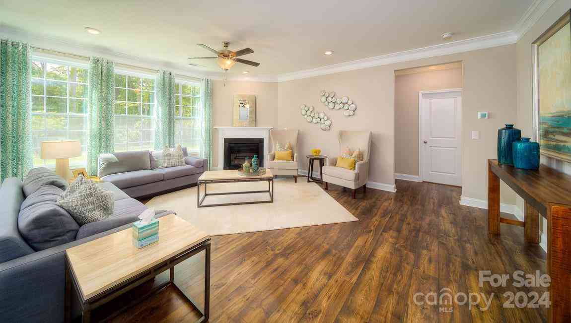 561 Fox Cove Road, Hendersonville, North Carolina image 19