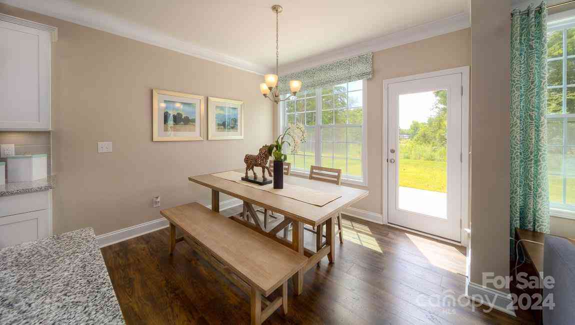 561 Fox Cove Road, Hendersonville, North Carolina image 16
