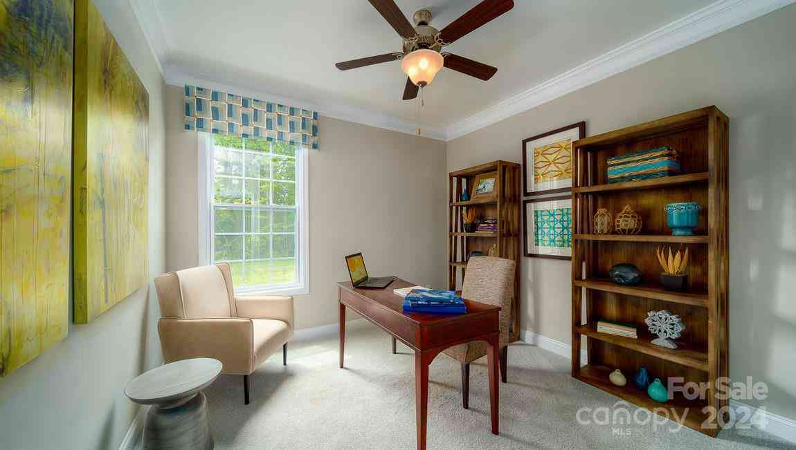 561 Fox Cove Road, Hendersonville, North Carolina image 24