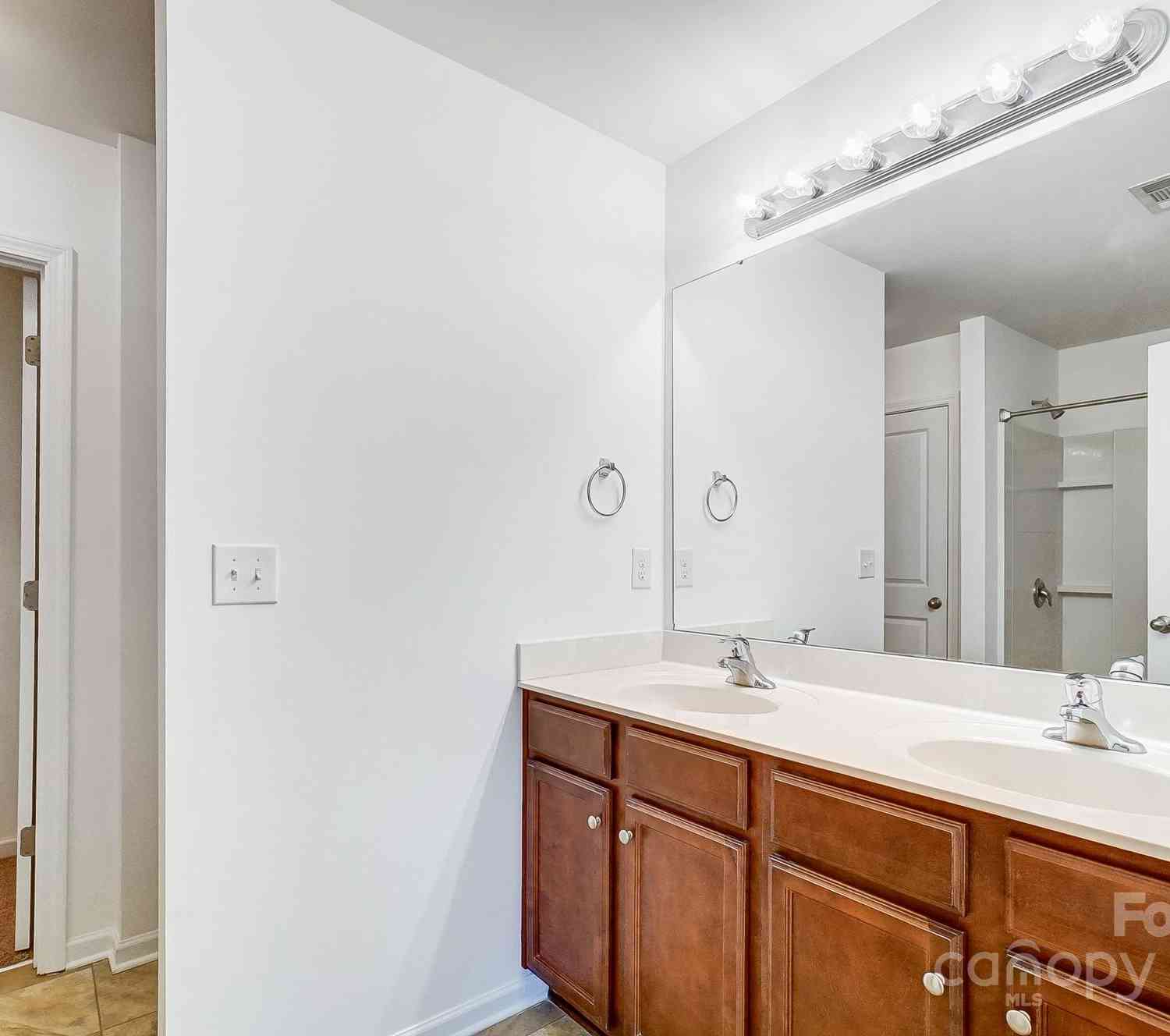 9345 Hamel Street, Charlotte, North Carolina image 10