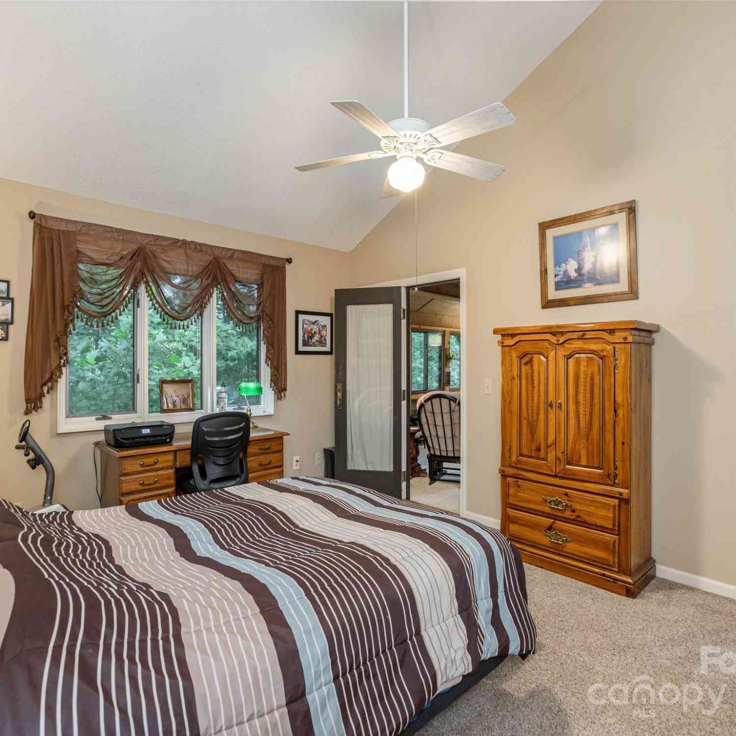 303 White Oak Drive, Hendersonville, North Carolina image 15
