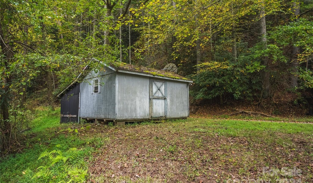 905 Lyons Road, Roaring Gap, North Carolina image 7