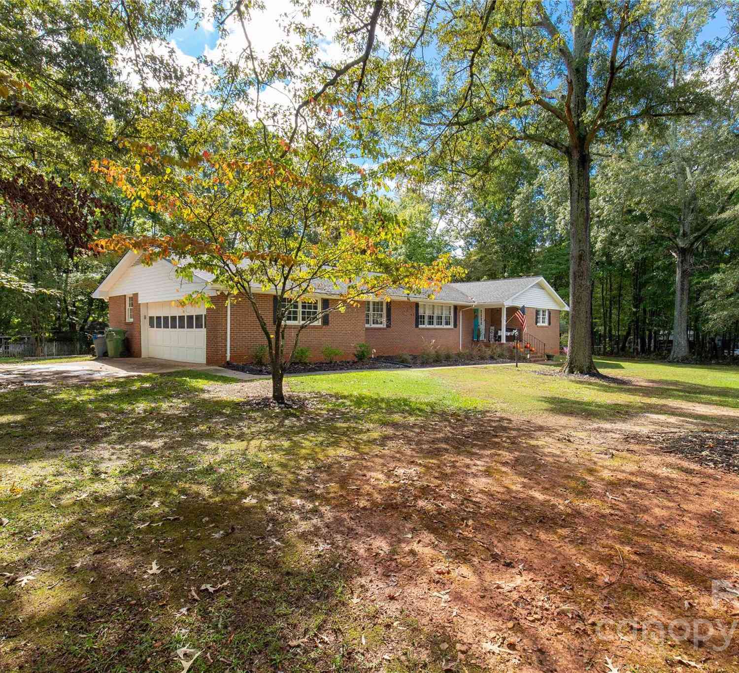 709 Plantation Road, Lancaster, South Carolina image 3