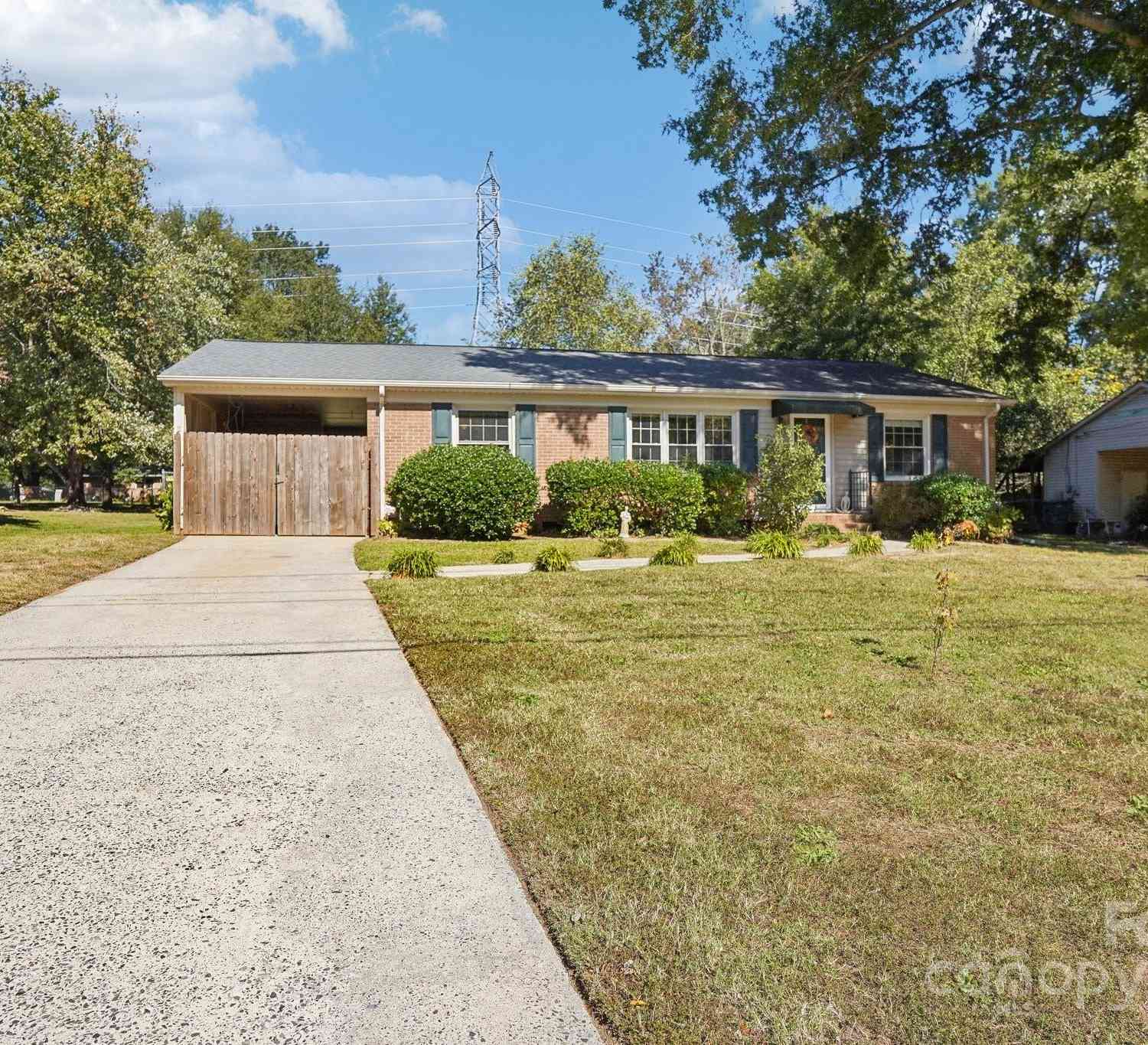 1026 Holly Drive, Gastonia, North Carolina image 1