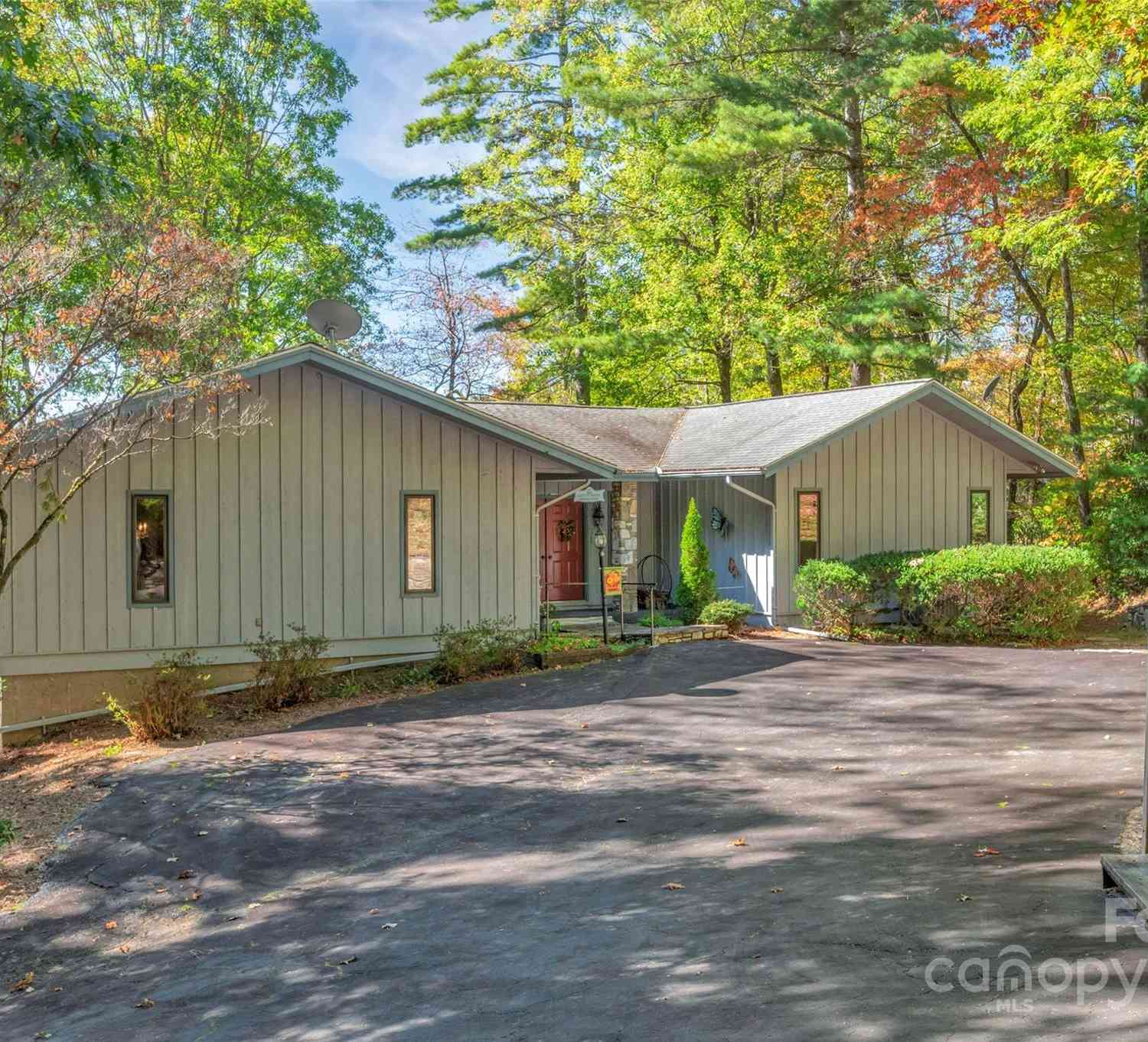 636 Cherokee Trace, Lake Toxaway, North Carolina image 48