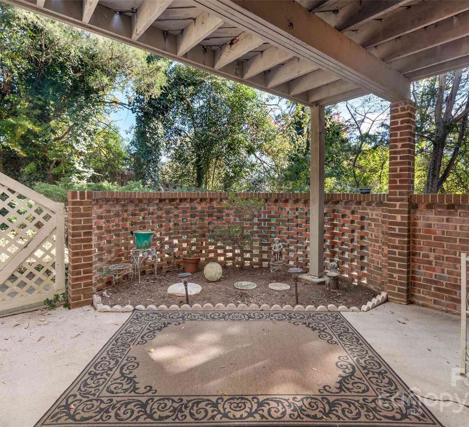 1606 Sharon Road #35, Charlotte, North Carolina image 3