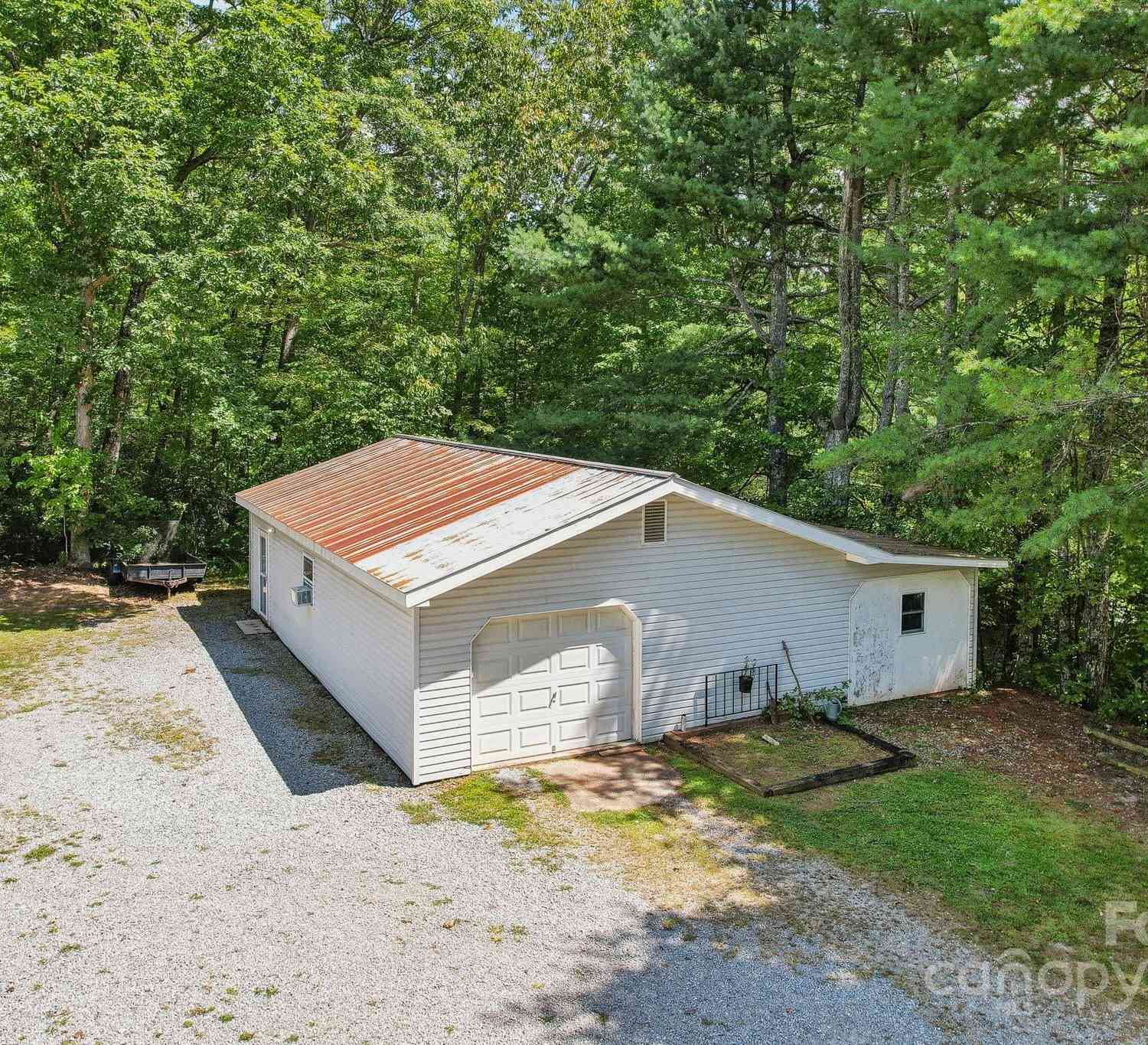 105 Big Bear Drive, Pisgah Forest, North Carolina image 33