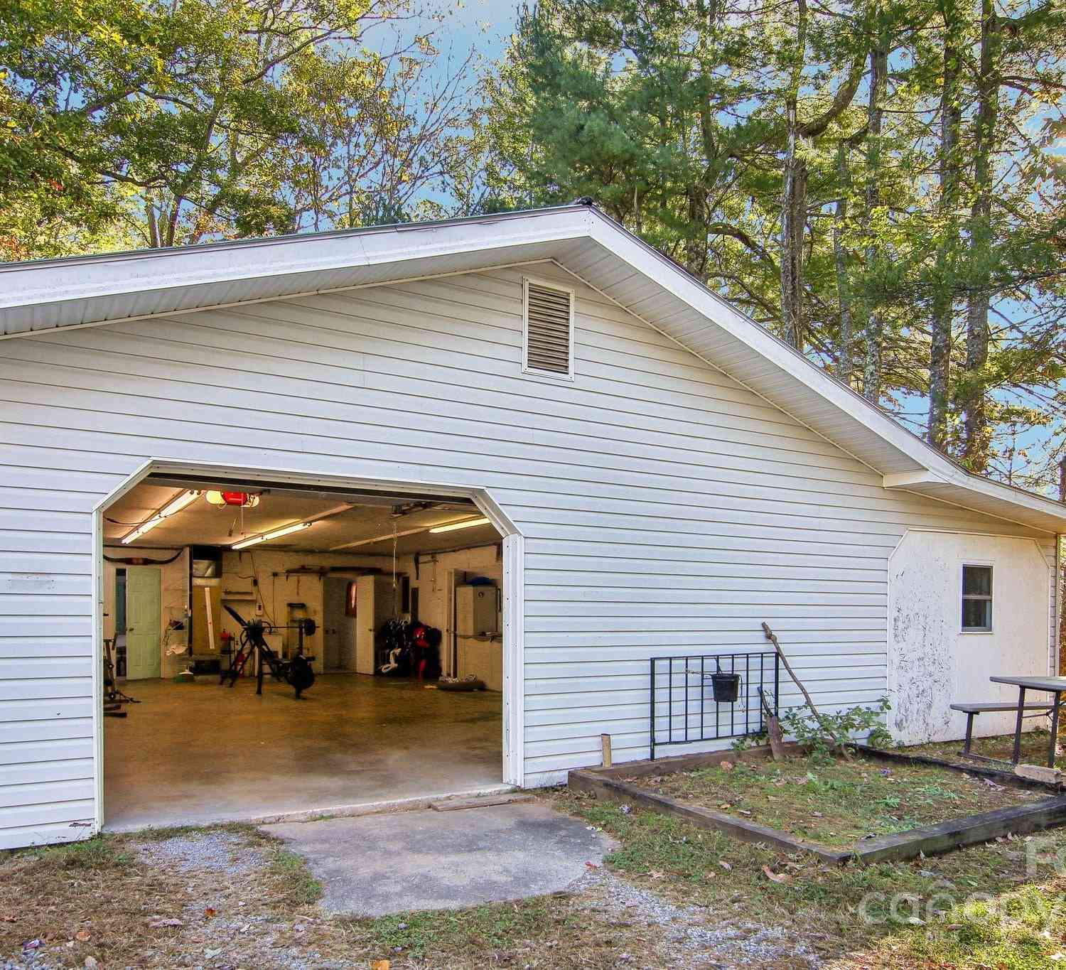 105 Big Bear Drive, Pisgah Forest, North Carolina image 28