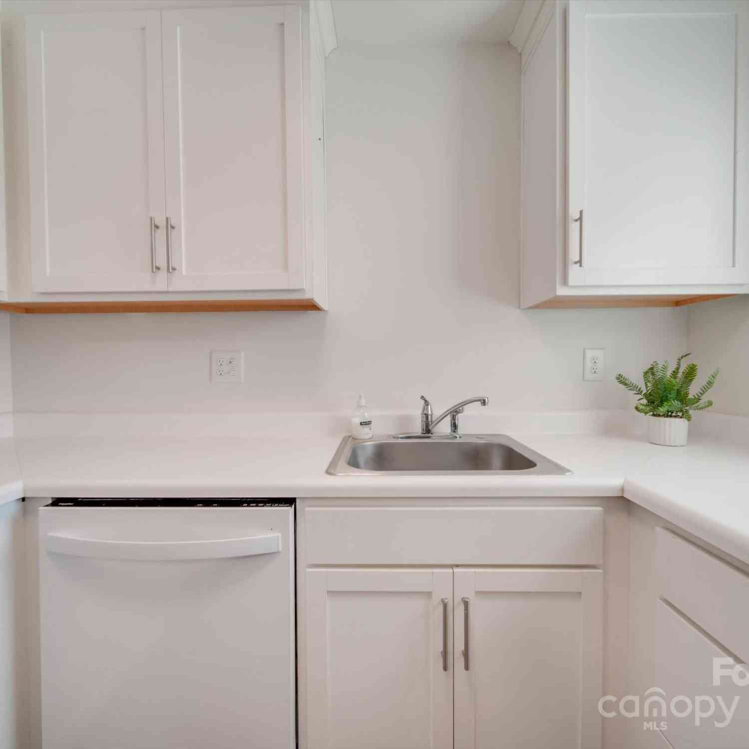 4605 Coronado Drive #M, Charlotte, North Carolina image 18