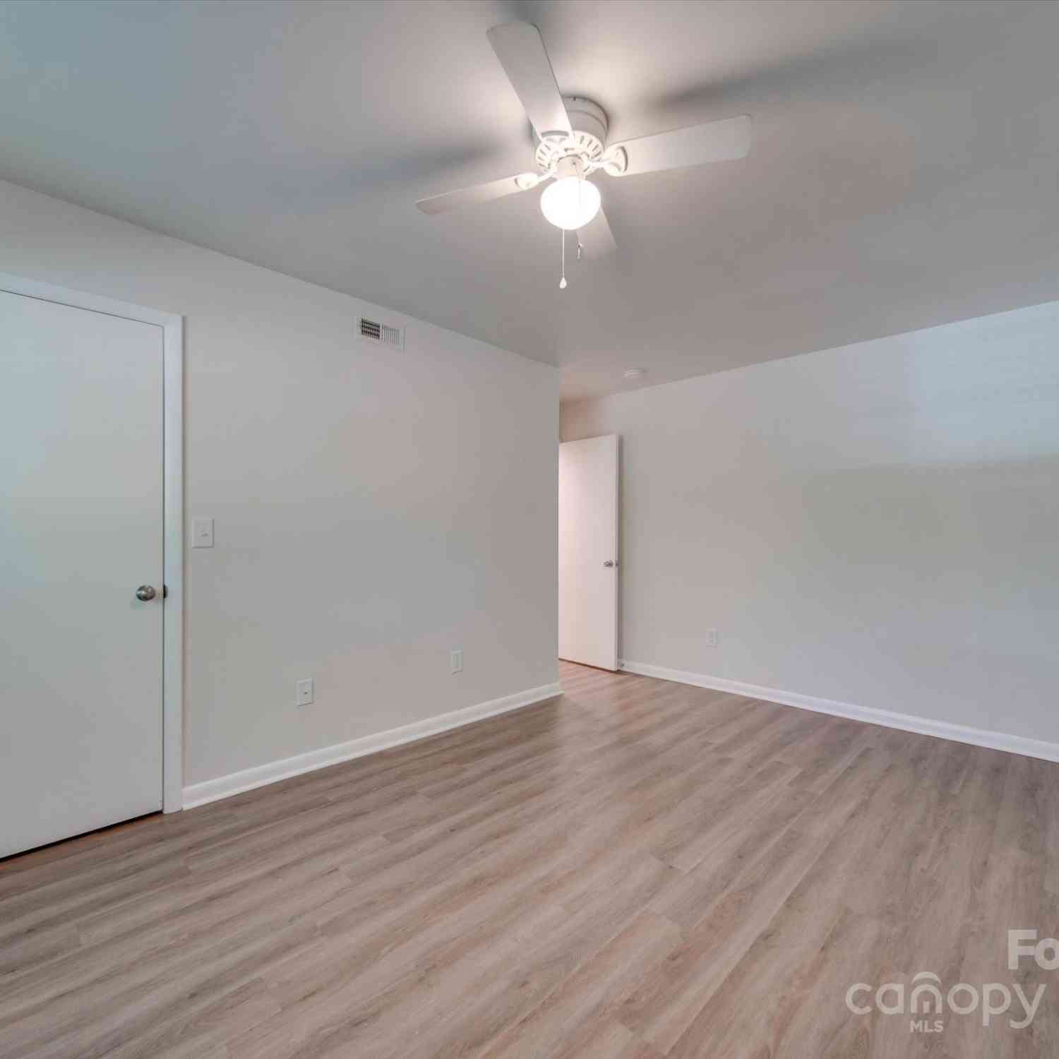 4605 Coronado Drive #M, Charlotte, North Carolina image 22