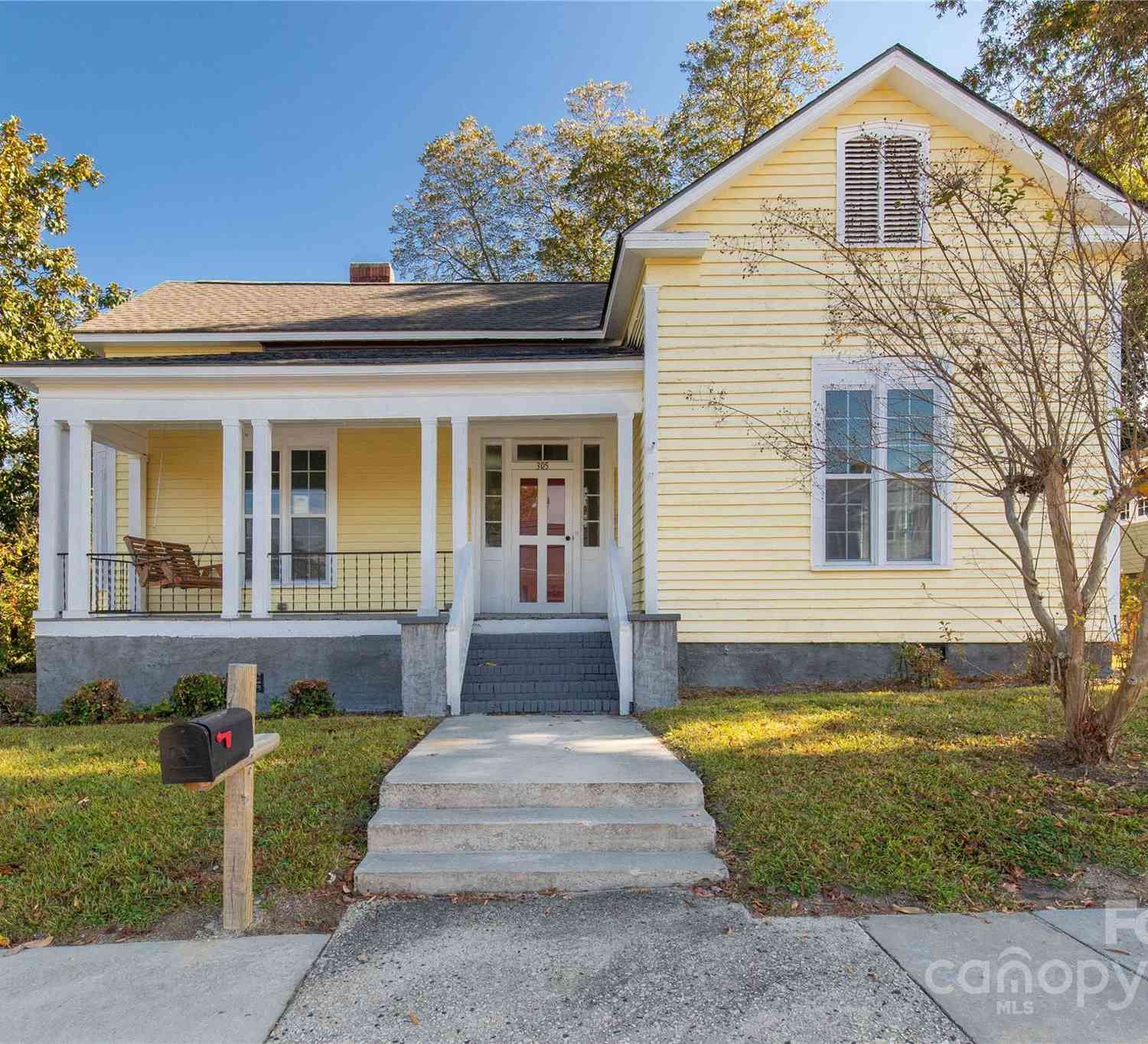 305 N White Street, Lancaster, South Carolina image 2