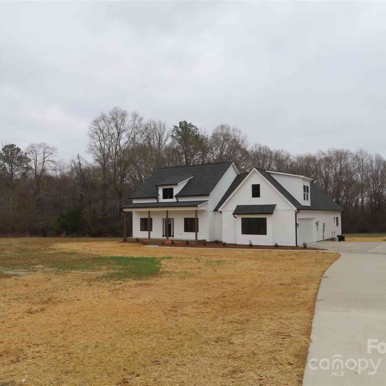 1020 N Shiloh Road, New York, South Carolina image 1