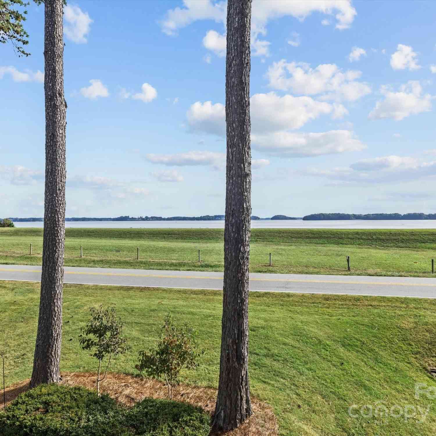 806 Lake Mist Drive, Stanley, North Carolina image 10