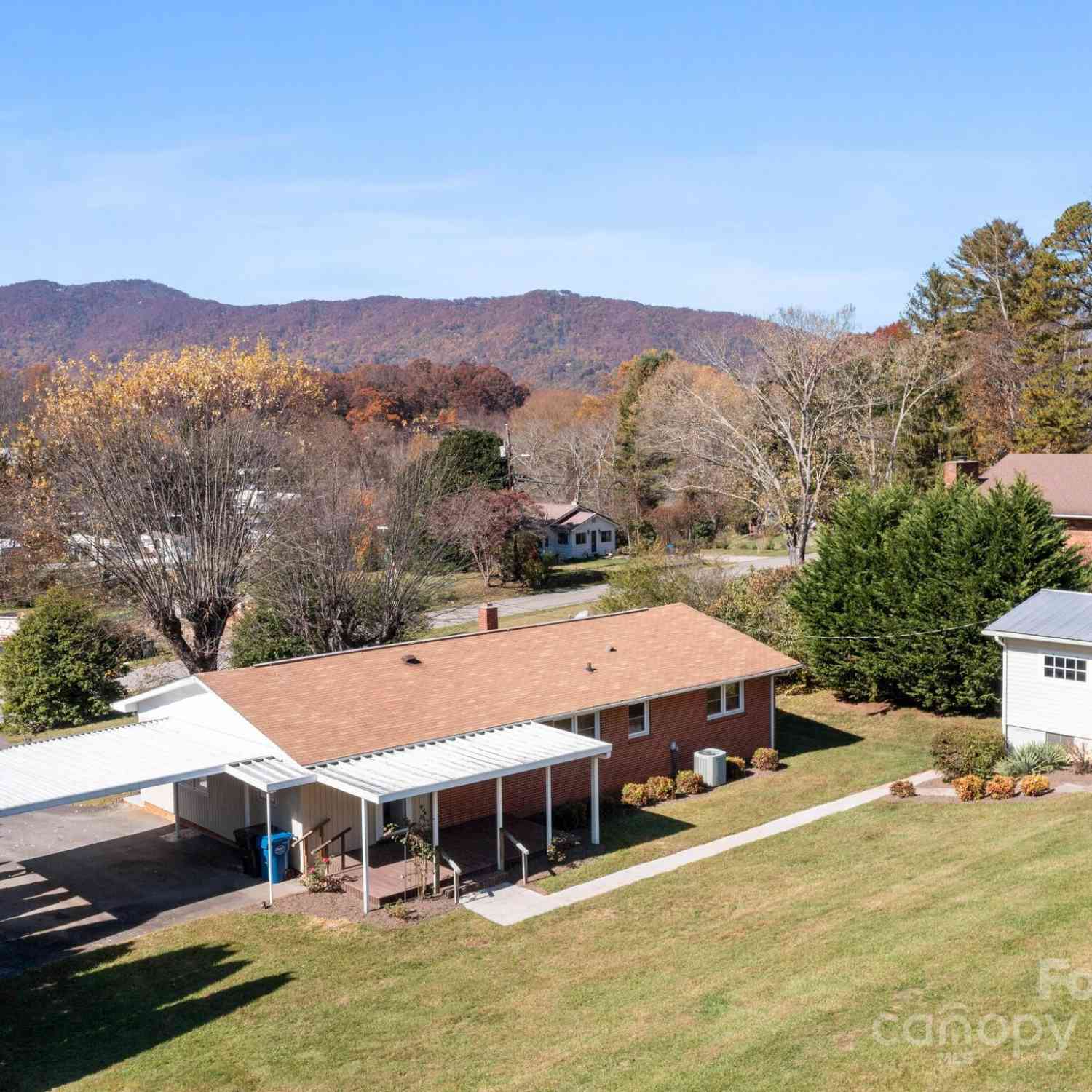 877 Oakdale Road, Waynesville, North Carolina image 41