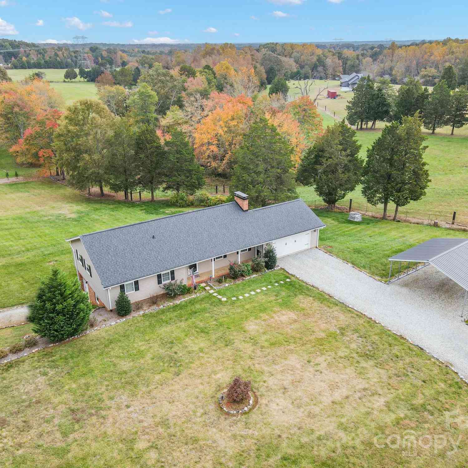 1926 Hopewell Church Road, Sherrills Ford, North Carolina image 1