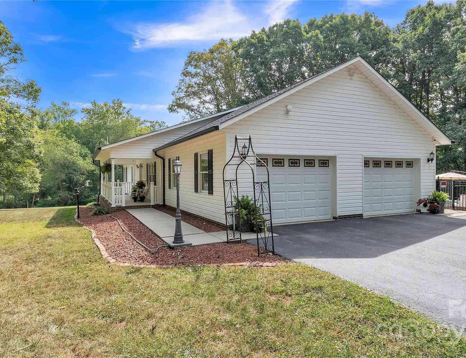 256 Henry Road, Taylorsville, North Carolina image 4