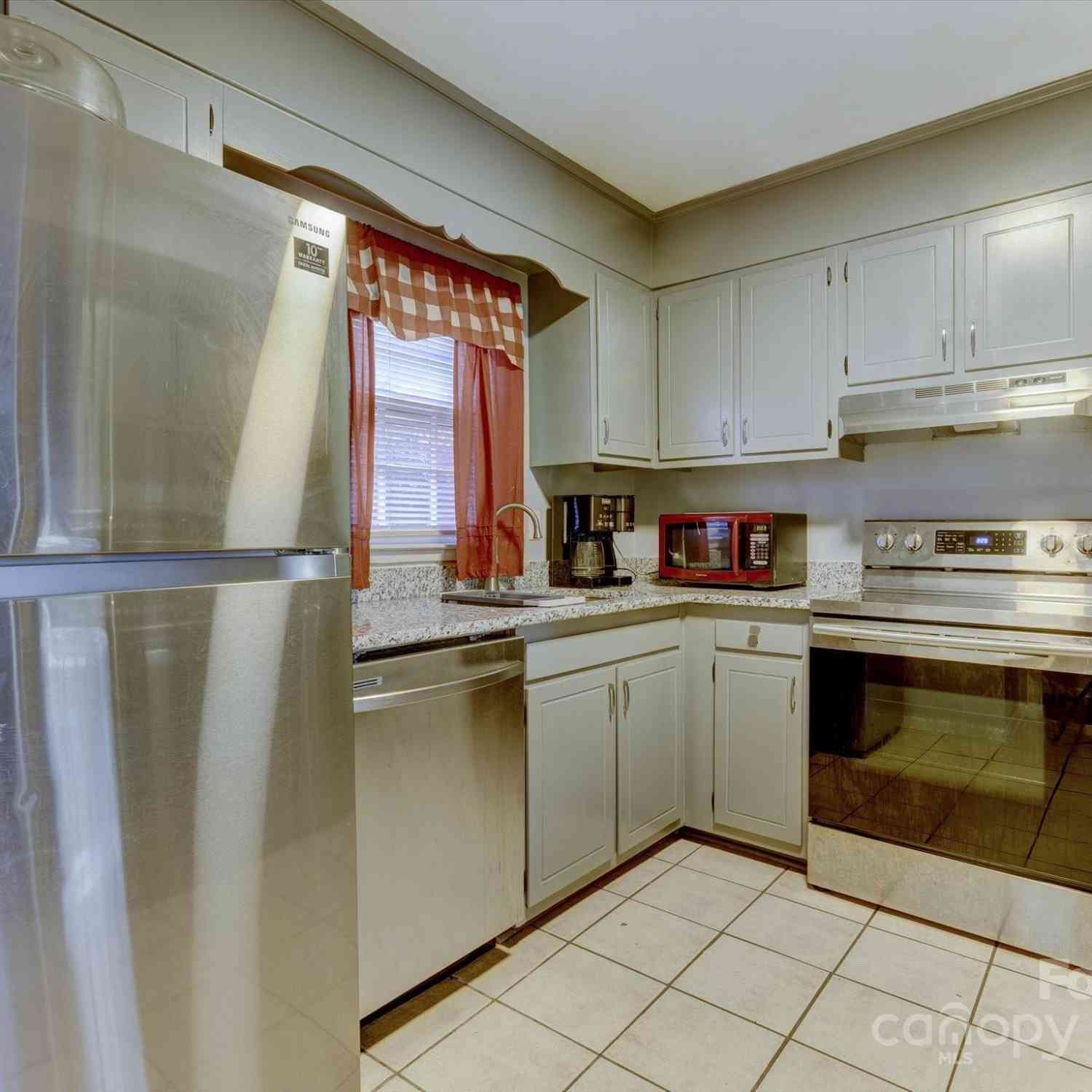 4609 Coronado Drive #O, Charlotte, North Carolina image 1