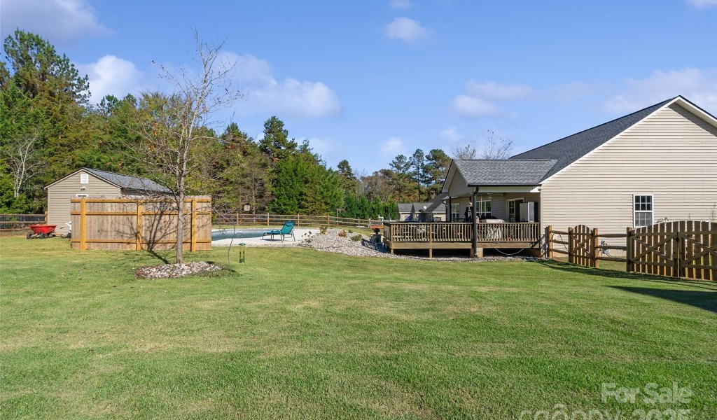 527 Sand Trap Drive, New York, South Carolina image 7