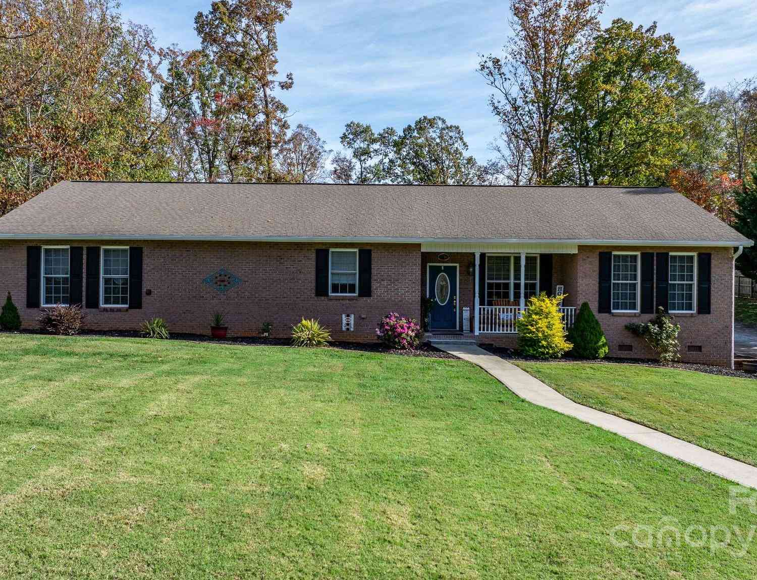 1246 Hillsboro Avenue, Hickory, North Carolina image 37