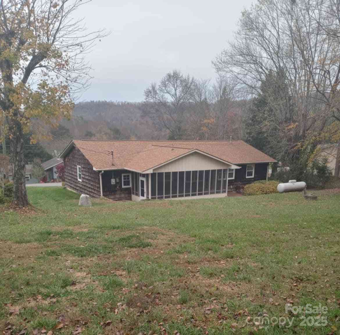 141 Cherokee Way, Marion, North Carolina image 4