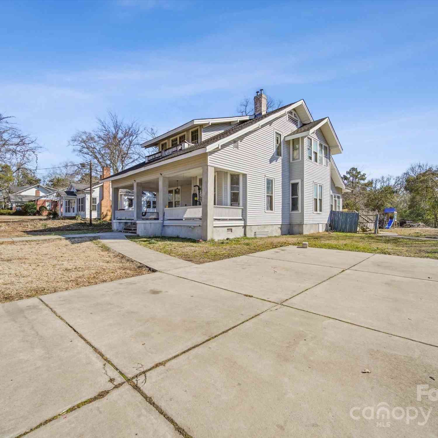 154 W End Street, Chesterfield, South Carolina image 6