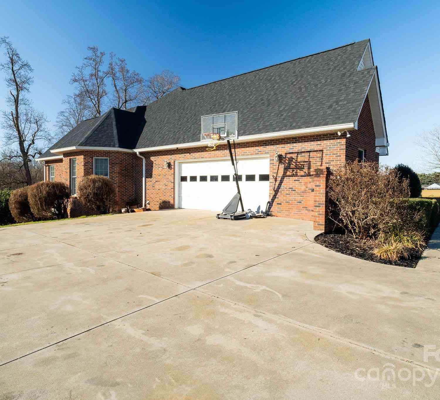 1825 Smyre Farm Road, Newton, North Carolina image 34