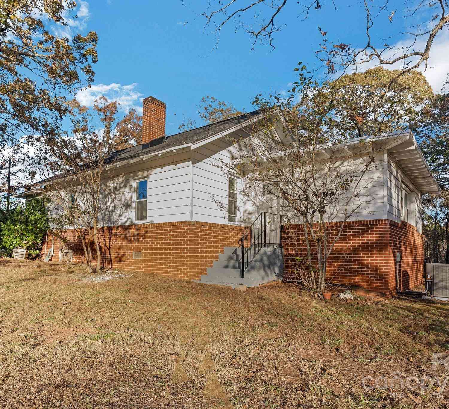 2079 SE 23rd Street Drive, Hickory, North Carolina image 32