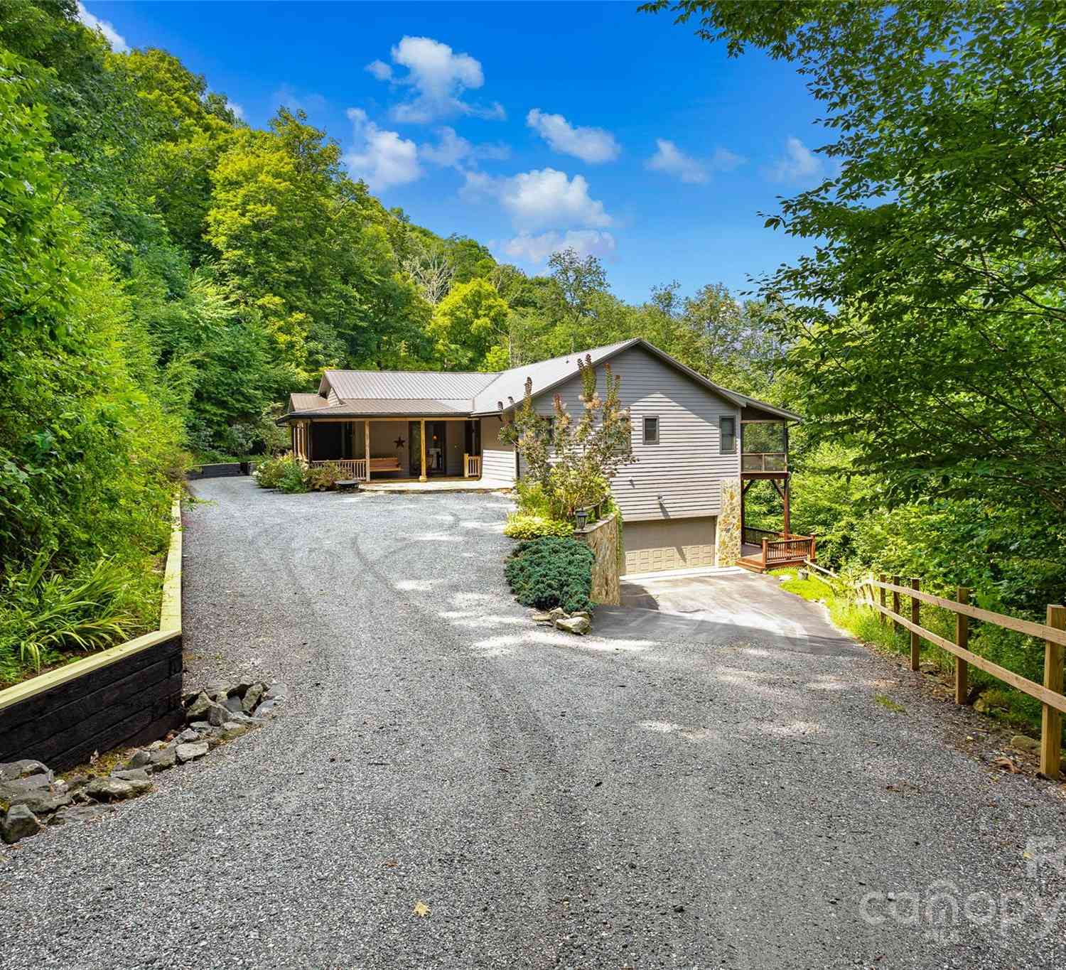 592 Susanna Cove Road, Mars Hill, North Carolina image 3