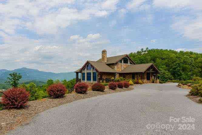 114 Lost Trail, Lake Lure, North Carolina image 35