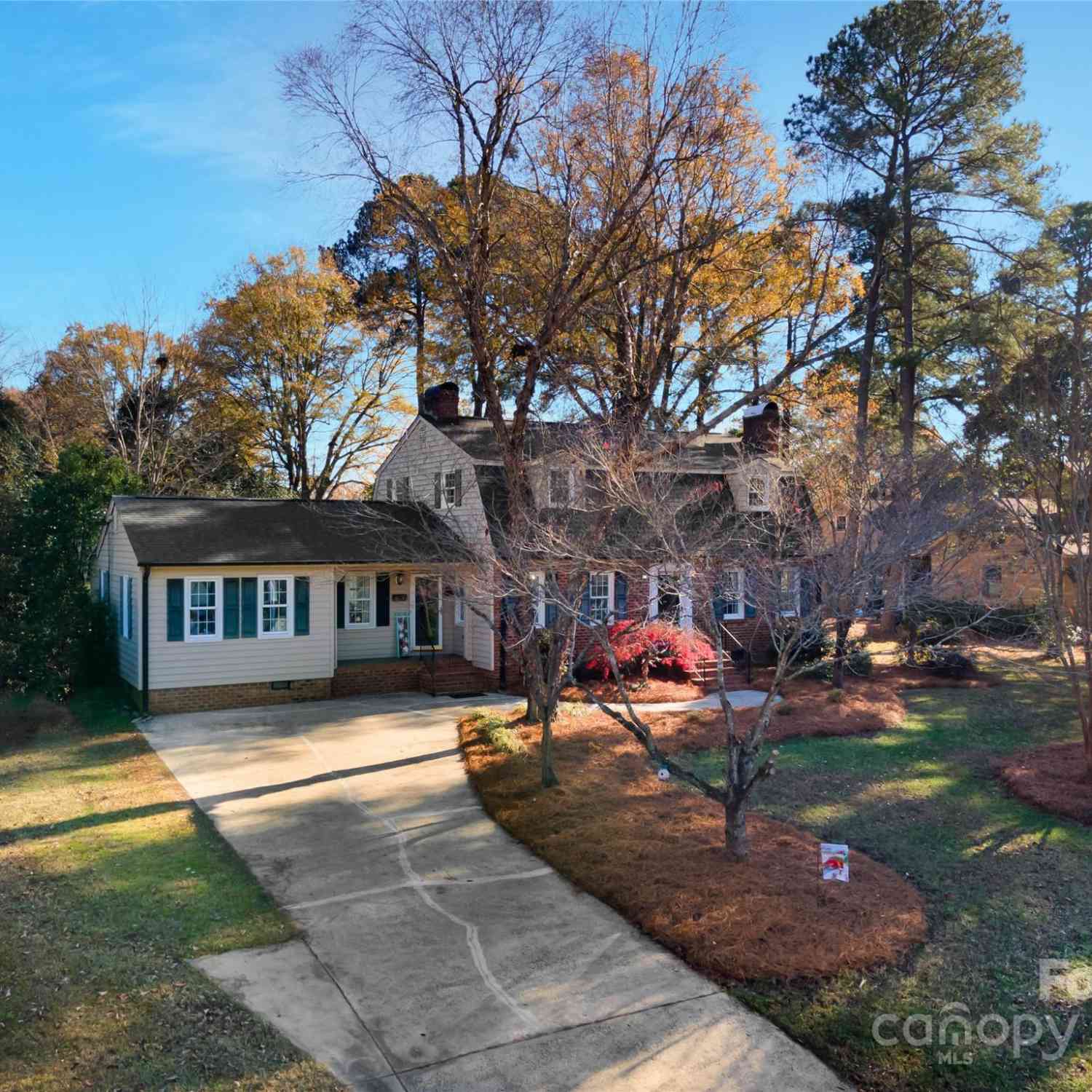 524 Hawthorne Lane, Gastonia, North Carolina image 3