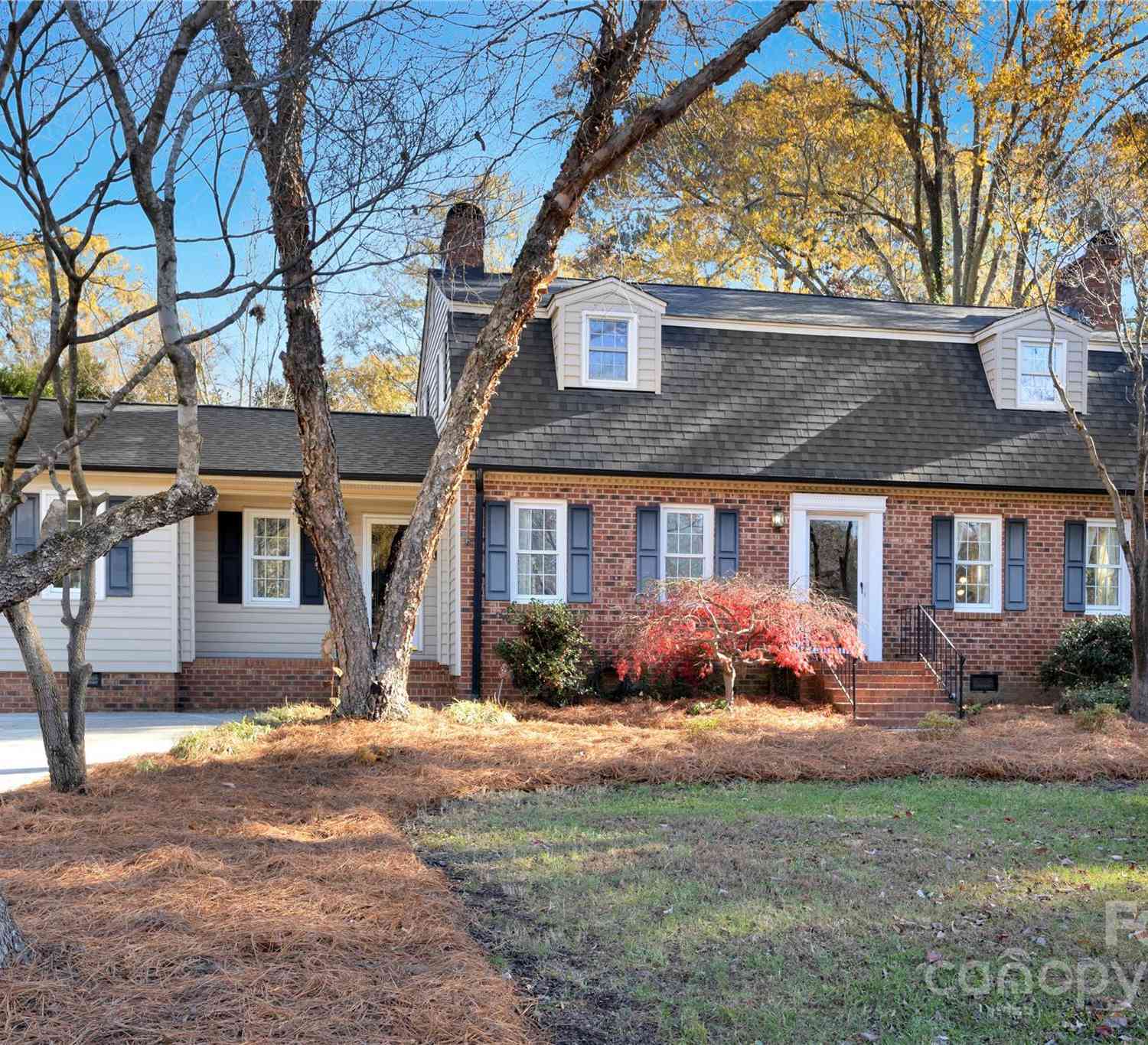 524 Hawthorne Lane, Gastonia, North Carolina image 1